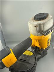 J06-DEWALT NAILER